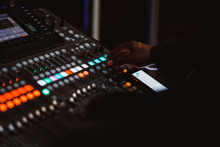 Introduction to Audio Engineering image