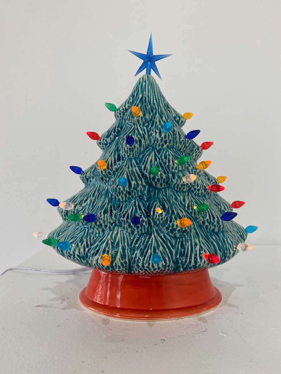 Glaze Your Own Vintage Christmas Tree! image
