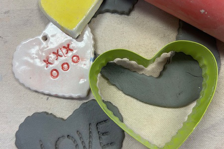 Smush & Smash One-Day-Clay-Play: Making Valentine Hearts image